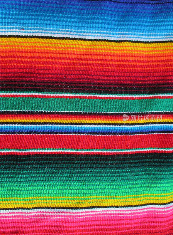 雨披墨西哥cinco de mayo雨披serape节日传统的墨西哥背景与条纹复制空间玛雅毛毯